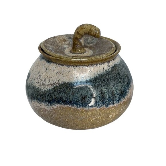 Clay pottery earthenware glazed lidded pot and small pitcher - Picture 3 of 11